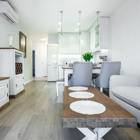 Wislane Tarasy By Tyzenhauz Appartamento Cracovia